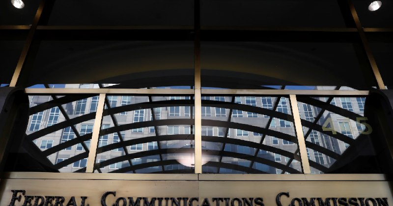 US agency probes risks of foreign satellite use by handheld devices