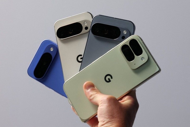 Google Pixel 10才賣3周…用戶哀號陷「雪花螢幕」災情 無線充電也卡卡 | udn科技玩家