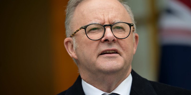 Meta says app stores should police Australia under-16 social ban