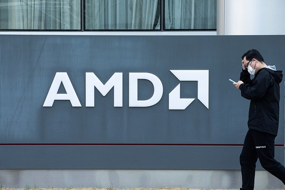 AMD二季度营收利润齐降 新款AI芯片四季度供货
