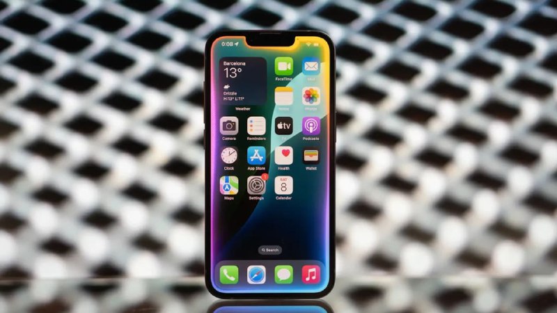IDF bans Android phones for senior officers, iPhones now mandatory, Army Radio reports