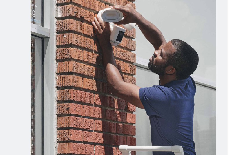 你的監視器正在幫警方蒐證？亞馬遜 Ring 與 Flock Safety 新合作引發隱私疑慮 | TechOrange 科技報橘
