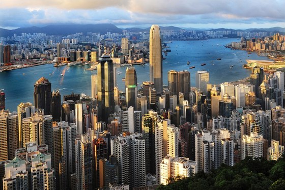 香港首批虚拟资产现货ETF获证监会认可 比特币以太币均获纳入｜星港钱潮