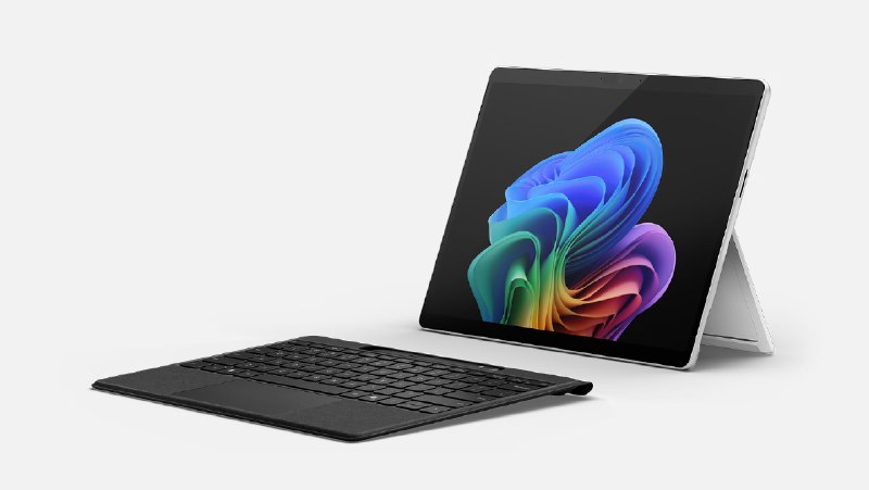 小尺寸版 Surface Pro & Laptop 将在一个月内发布 - WinDiscover