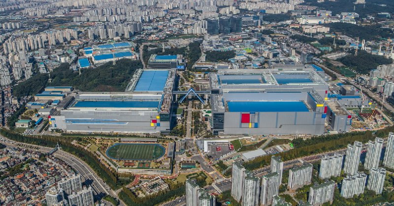Despite rising NAND flash prices, Samsung maintains production cuts