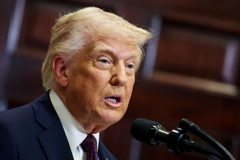 特朗普：记者被拉入高层群聊只是小事故