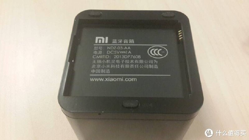 在上一条用 ChatGPT 写的官宣自删两天后，ZMI 紫米重新发布了一篇声明，把 zime “紫米”盗用品牌名称的来龙去脉讲得更清楚了一些