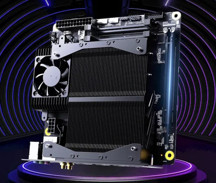 铭凡 AR900i ITX 主板上架：板载 i9-13900HX 处理器，支持四个 M.2 SSD 首发价 3999 元
