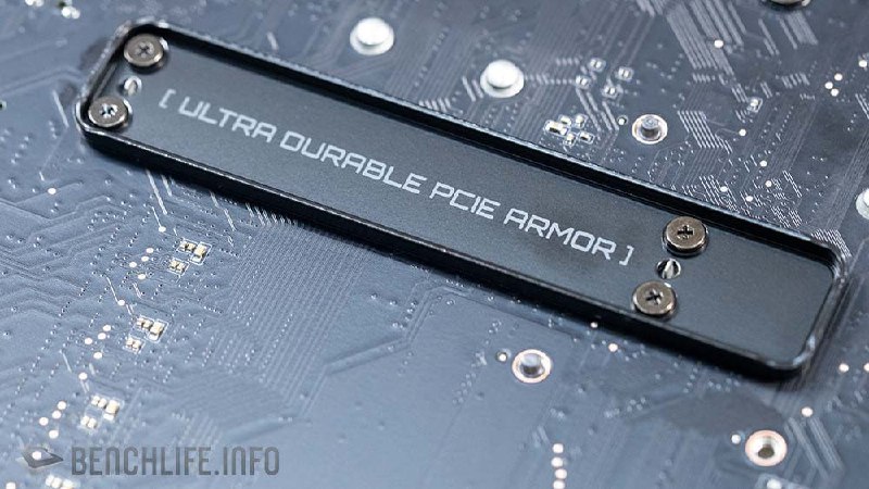 技嘉低调推出 B650E AORUS PRO X USB4 主板，有一个承重 58kg 的 PCIe 5.0 插槽