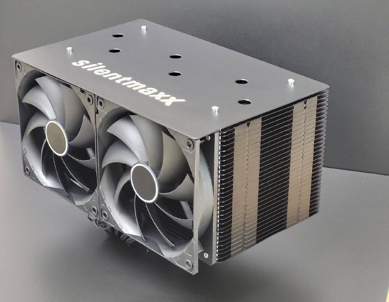 silentmaxx 推出Titan 被动式散热器：重 2050 克、7 根 6mm 热管，可驾驭 145W CPU